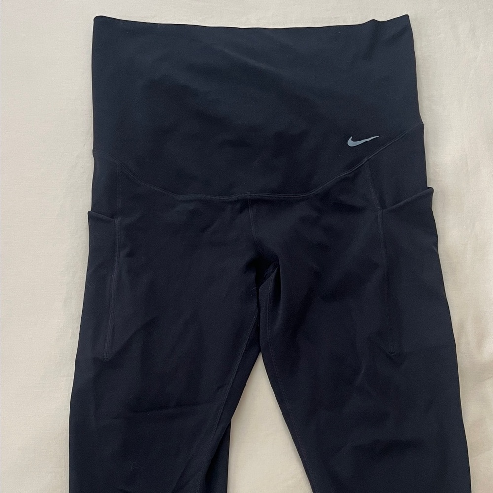Nike Zenvy Dri-Fit Maternity Black 7/8 Leggings